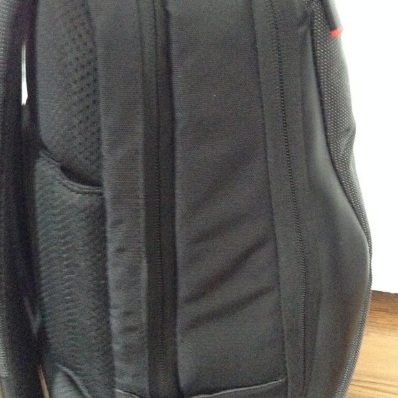 Laptop backpack - Picture 8 of 10